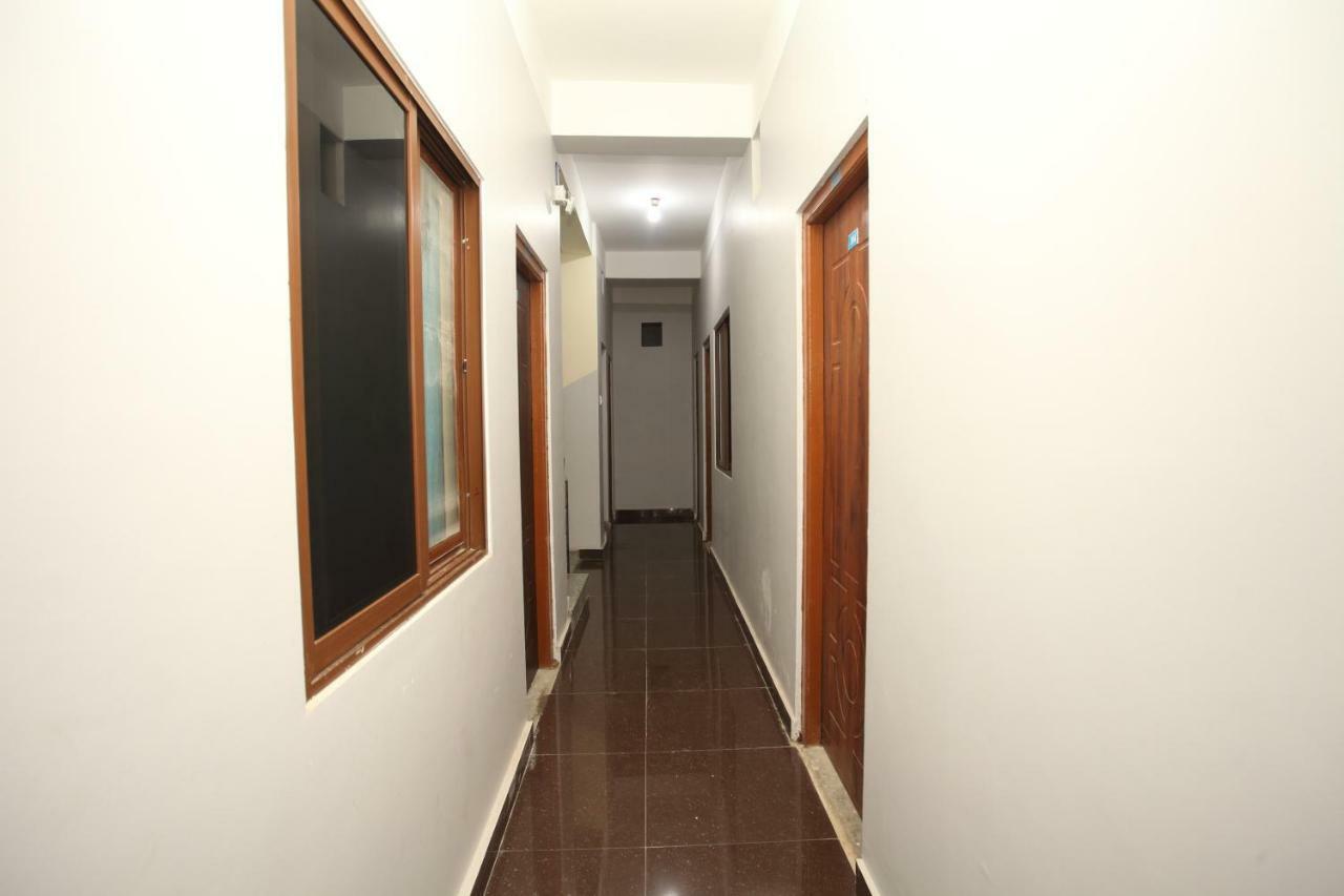Spot On 503 Lisno Restaurant And Lodge Lumbini Bagian luar foto
